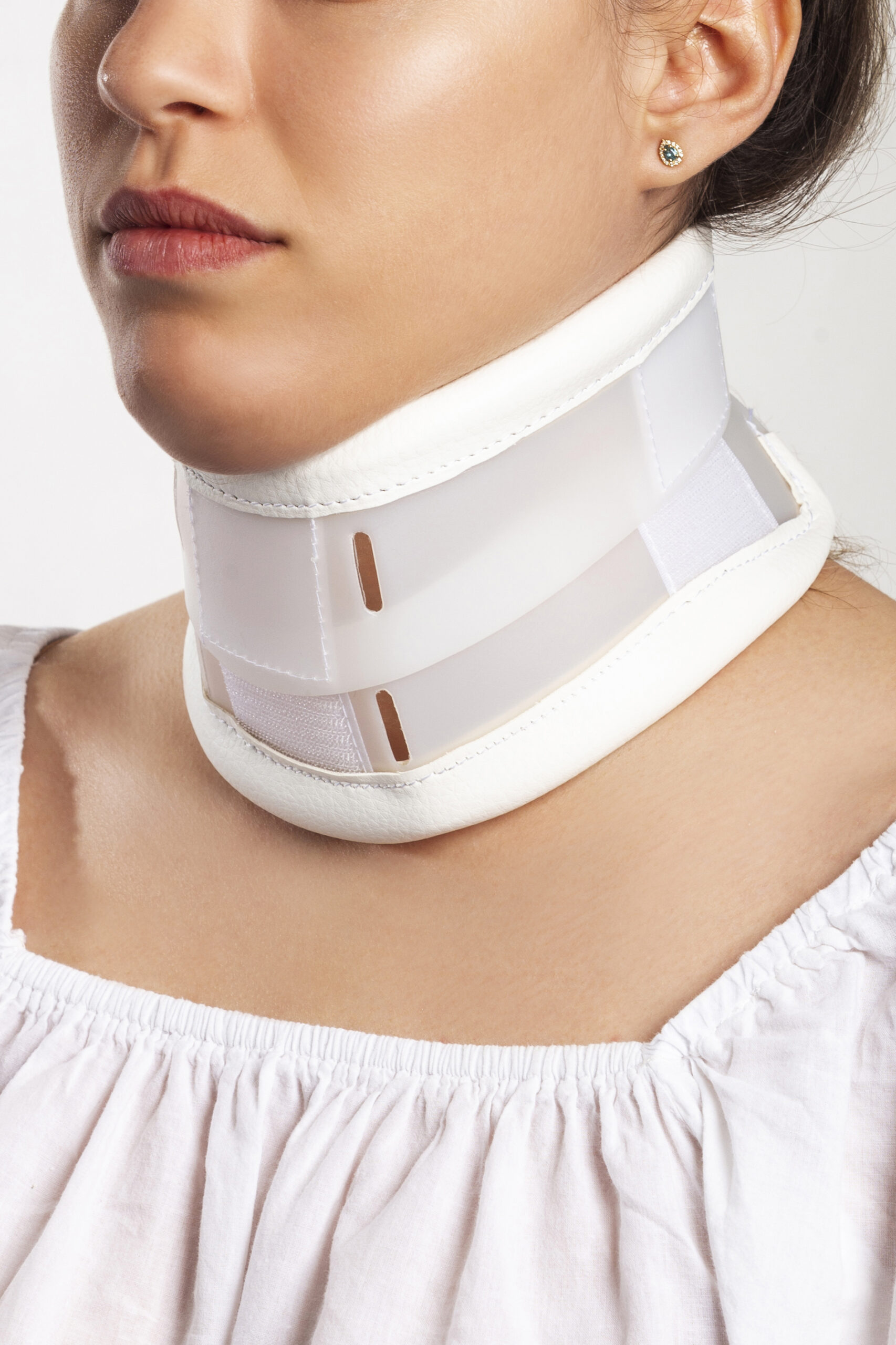 Adjustable Rigid Cervical Collar Afrodite