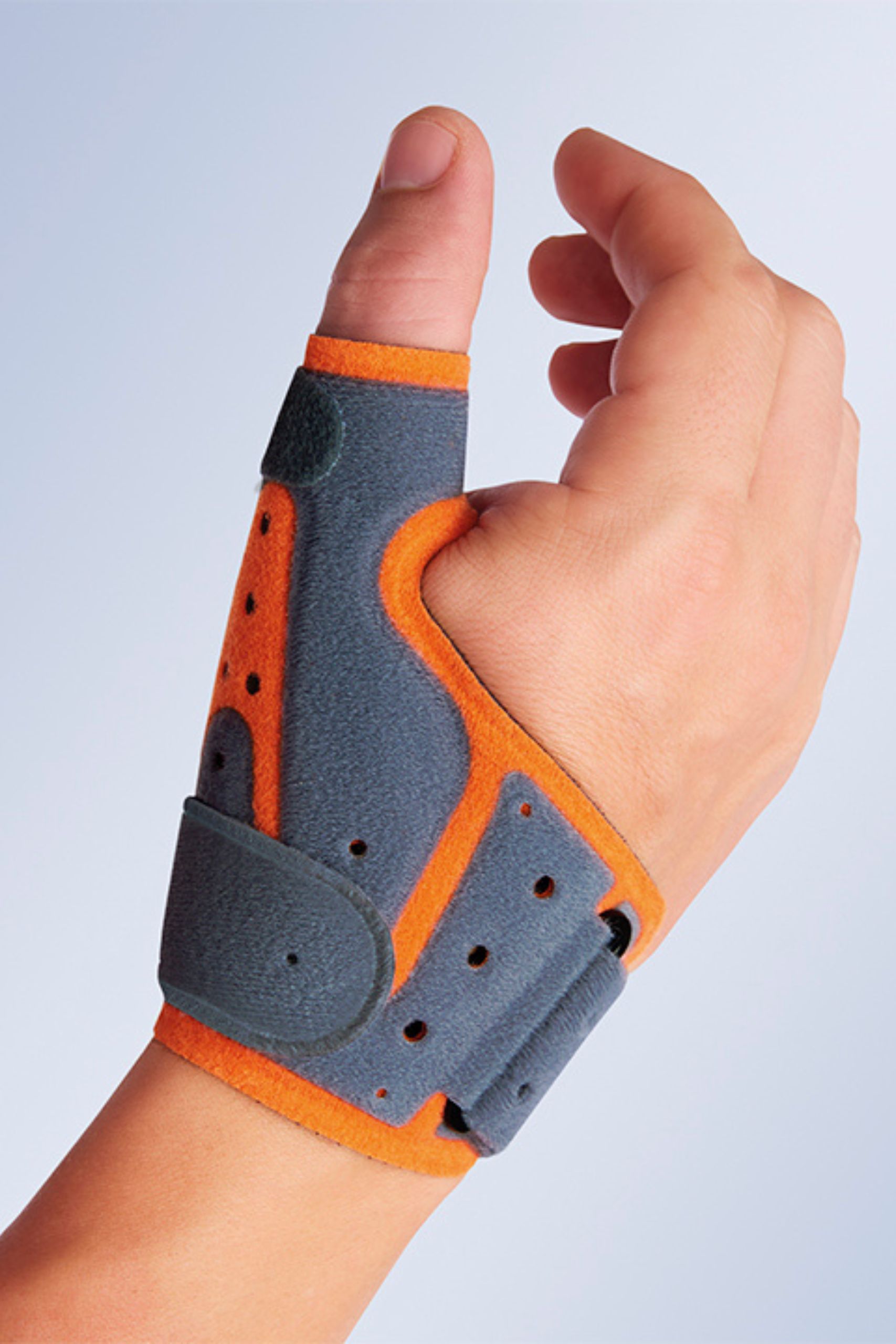 Breathable Thumb Immobilizing Splint Manutec Fix Rizart M770 Orliman