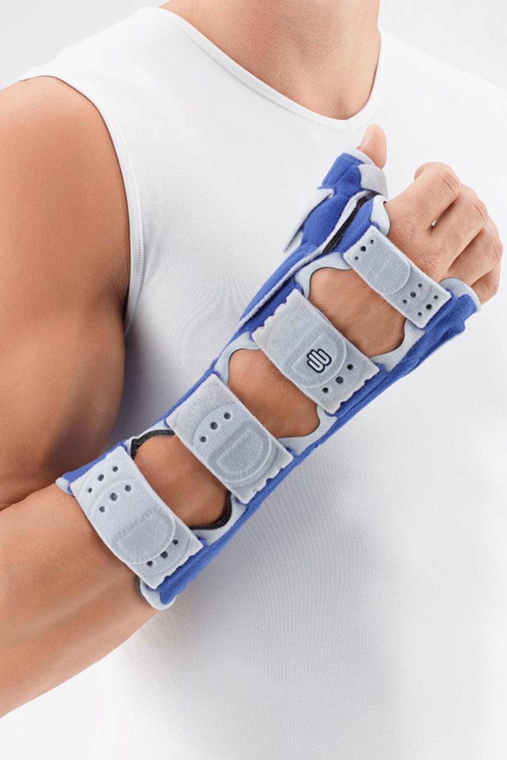 Wrist and Thumb Orthosis Manuloc Rhizo Long Bauerfeind