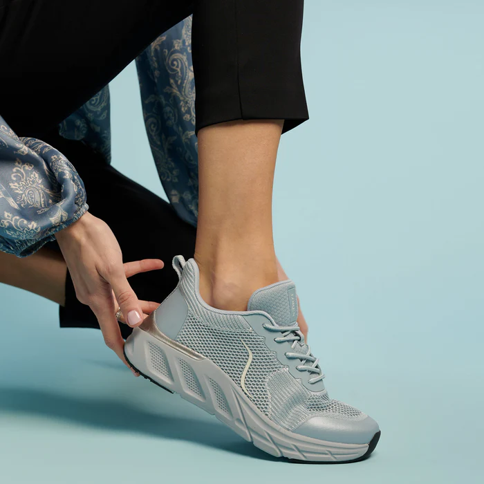 Anatomic Women's Athletic Type A2005 Loren