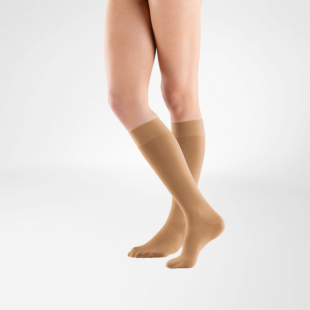 Knee High Medical Compression Stockings Class I 
