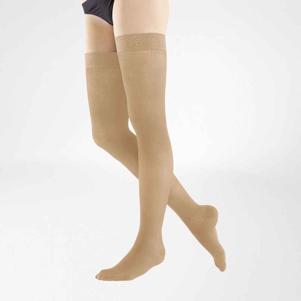 Stockings & Pantyhoses For Prevention - Slight Compression