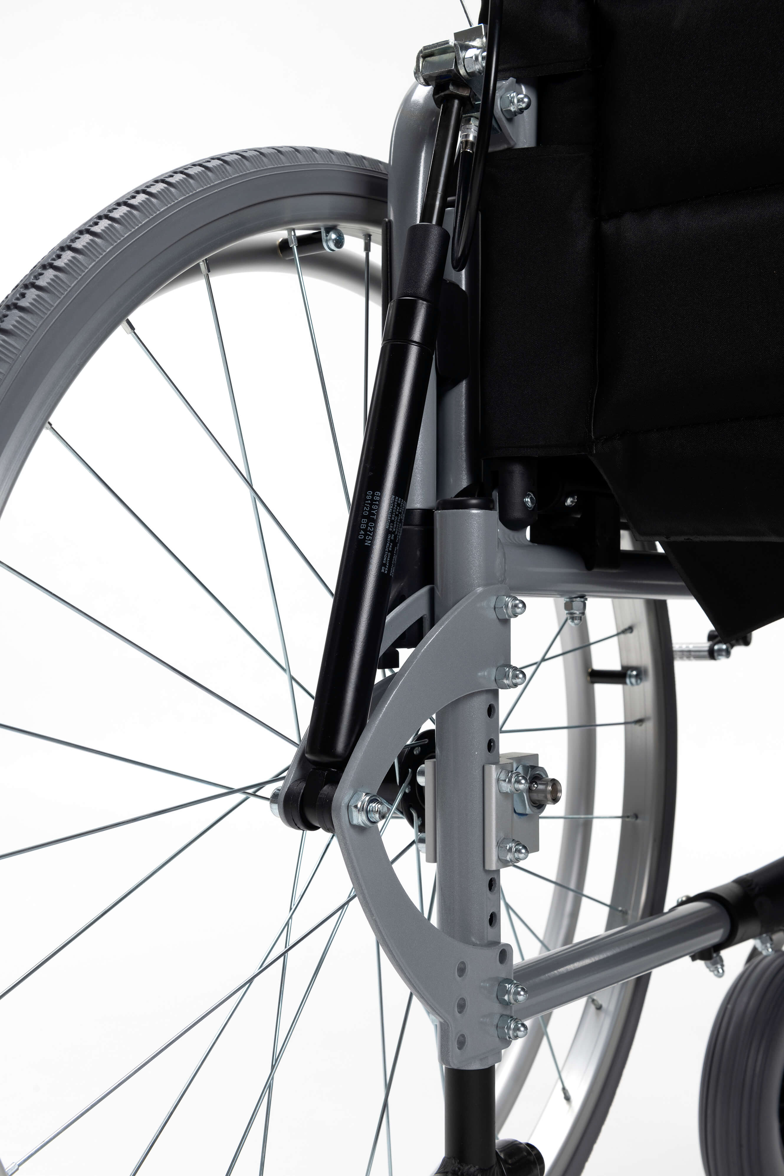 Manually Propelled Wheelchair-Reclinable 30° Eclips Plus Vermeiren