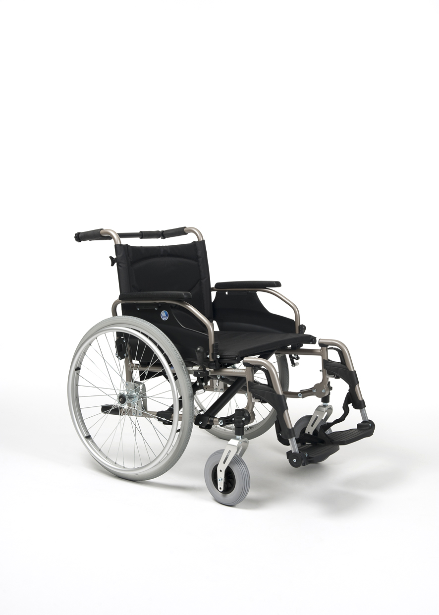 Manually Propelled Wheelchair V200 D